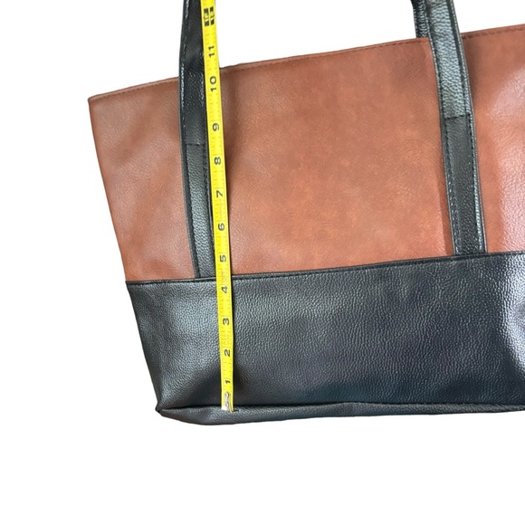 Classic Neutral Color Block Fashion Tote Bag - Picture 7 of 9